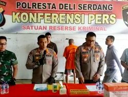 Kapolres Deli Serdang Kombes Pol Irsan Sinuhaji Melaksanakan Konfrensi Pers Di Aula Polres Deli Serdang Tentang Penganiayaan Terhadap Seorang Anggota TNI, Serka Amosta Bangun