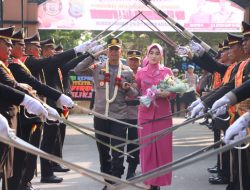 Tradisi penyambutan pejabat Kapolres Serdang Bedagai yang baru di Mapolres Serdang Bedagai serta pelepasan pejabat Kapolres Serdang Bedagai yang lama dari Mapolres Serdang Bedagai
