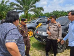 Kapolres Langkat Pimpin Langsung Pengamanan Sidang Lapangan TP Pembunuhan Berencana di Desa Besilam Bukit Lembasa