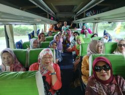 Bubarkan Panitia dan Pererat Silaturahmi, Keluarga Besar IKAL SMP Negeri 12 dh 10 Tamasya ke Pantai Cermin