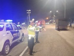 Sat Lantas Polres Batu Bara Melaksanakan  Patroli Blue Light dan Live Report Situasi Arus Lalin di Tempat Rawan Laka Lantas dan Kemacetan guna Mewujudkan situasi keamanan