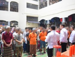 Peduli Kesehatan Kelompok Rentan, Rutan Labuhan Deli Berikan Susu kepada Warga Binaan Lansia