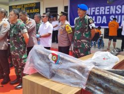Kapolda Sumut Komjen Agung Setya Effendi, Didampingi Pangdam I/BB, Mayjen Hasan Mengadakan Konfrensi Pers Terkait Pembakaran Keluarga Wartawan Tribrata TV