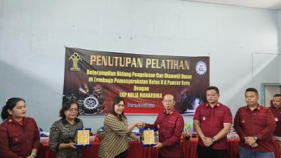 Tutup Pelatihan Kemandirian, WBP Lapas Pancur Batu Terima Sertifikat Pelatihan dari LKP Adlia Mahardika