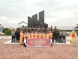 “Sukseskan Hari Pengayoman Ke-79, Lapas – Dharma Wanita Tebing Tinggi Laksanakan Ziarah & Tabur Bunga di TMP”