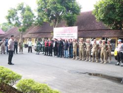 Tim Gabungan ratakan barak narkoba di kecamatan Binjai Selatan