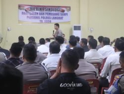 Setiap individu yang berhak memegang senjata api harus melewati evaluasi psikologis secara berkala yang ketat.” David Triyo Prasojo, Kapolres Langkat