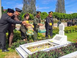 Kapolres Tanah Karo Hadiri Upacara HUT TNI ke-79 di Taman Makam Pahlawan Kabanjahe