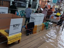 Gawat TPS Di Medan Terendam Banjir, Pemungutan Suara Diskors