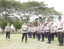 Kapolres Sergai AKBP Jhon Sitepu Memimpin Apel Pergeseran Pasukan Dalam Rangka Pengamanan TPS Tahun 2024