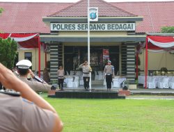 kapolres Sergai Gelar Pimpin Apel  Upacara Laporan Kenaikan Pangkat Personil Polri*