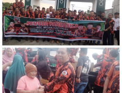 Ketua PAC Tuntungan Sempurna Sembiring Selalu Eksis Di Bulan Suci Ramadhan Berbagi Takjil