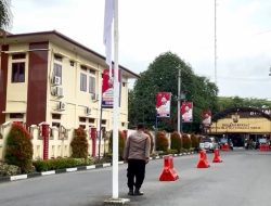 Bendera Setengah TiangPolres Binjai Gelar Sholat Ghaib