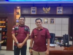 Karutan Labuhan Deli, Eddi Junaedi Menyambut Hangat Kehadiran Silaturrahmi Sejumlah Wartawan Di Ruang Kerjanya