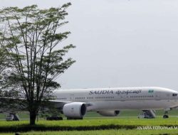 Pendaratan Darurat Di Kualanamu Medan” Pesawat Saudia Airlines Dilakukan Setelah pilot Menerima Informasi Mengenai Adanya Ancaman Bom.