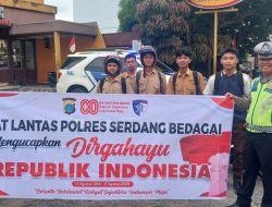 Polantas Menyapa” Sat Lantas Polres Serdang Bedagai Bagikan Bendera Kepada Masyarakat dan Pengemudi dalam Rangka HUT RI ke 80*