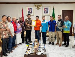 Aksi Partai Buruh Dan SP/ SB Sumut di Sahuti Gubsu Boby Langsung, Tuntutan Upah 10,5 % Realistis, Perumahan Buruh Langsung di Setujui