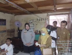 Bhabinkamtibmas Polsek Medan Timur Membantu Masyarakat Sakit ke Rumah Sakit