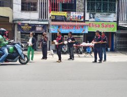 DPP TKN Dan Pimpinan Umum media Online Jatanras-news Gelar Jumat Barokah, 300 Kotak Dibagikan kepada Warga di Depan Kantor DPP