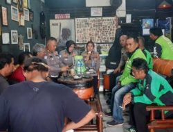 Dirlantas Polda Sumbar Kombes Pol Reza Chairul Akbar Sidiq Pembinaan Komunitas (ojol) dalam Rangka Memperkuat Sinergi Dengan Masyarakat