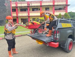 Brimob Polda Sumut Tanggap Bencana: Patroli SAR Pantau Titik Rawan Banjir dan Longsor di Nias