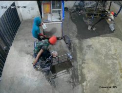 Seteling Burger “Imung” di Jalan Letda Sujono Digondol Maling, Aksi Terekam CCTV!