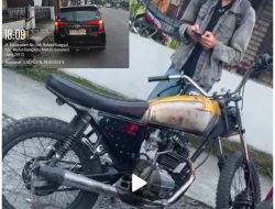 Pengendara Motor CB Custom Tanpa Surat Kabur Usai Lakukan Laka Lantas Ringan dengan Mobil Wartawan JATANRAS