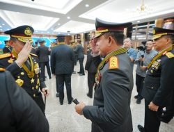 Kapolda Sumut Irjen Pol Whisnu Hermawan Terima Tanda Kehormatan Bintang Bhayangkara Pratama dari Kapolri