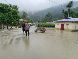 Polsek Pahae Jae Prioritaskan Evakuasi Warga dan Himbauan Keselamatan di Lokasi Banjir dan Longsor Purbatua