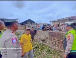 Respon Cepat Bencana, Satlantas Polres Tanah Karo Salurkan Bantuan ke Korban Longsor Kabanjahe