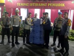 Kapolrestabes Medan Didampingi Kapolsek Medan Tuntungan Iptu Syawal S Tinjau Pos Pam Simpang Selayang Pastikan Kesiapan Pengamanan Natal 2025 Dan Tahun Baru 2025 