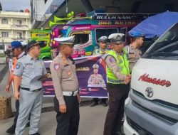 Kasat Lantas Polres Tanah Karo AKP ANDITA SITEPU Gelar Sosialisasi dan Ramcheck di Terminal Kabanjahe