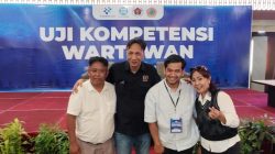 IRENA SINAGA, S.H. Dan BOEDI HUTAGAOL Lulus UKW MUDA